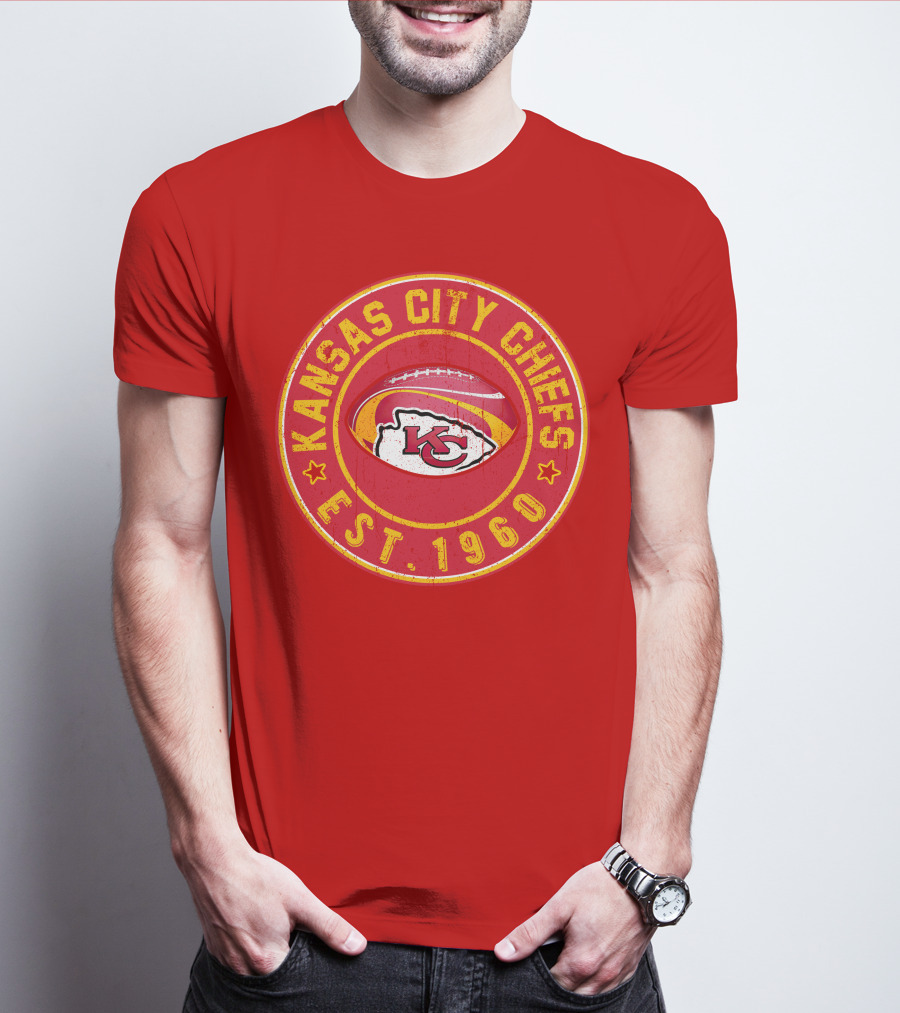 Kansas City Chiefs Est. 1960 Red Distressed Logo Vintage Football Badge T-Shirt
