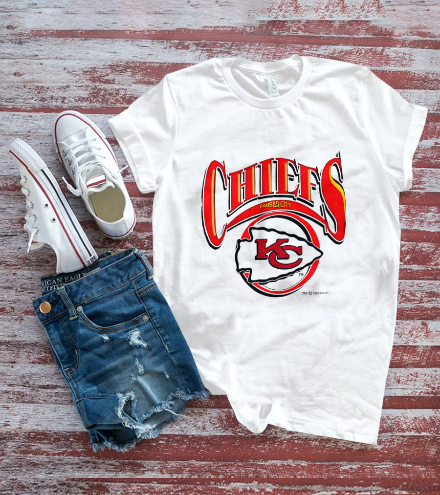 Kansas City Chiefs Logo Red Yellow Design 1996 NFLP T-Shirt