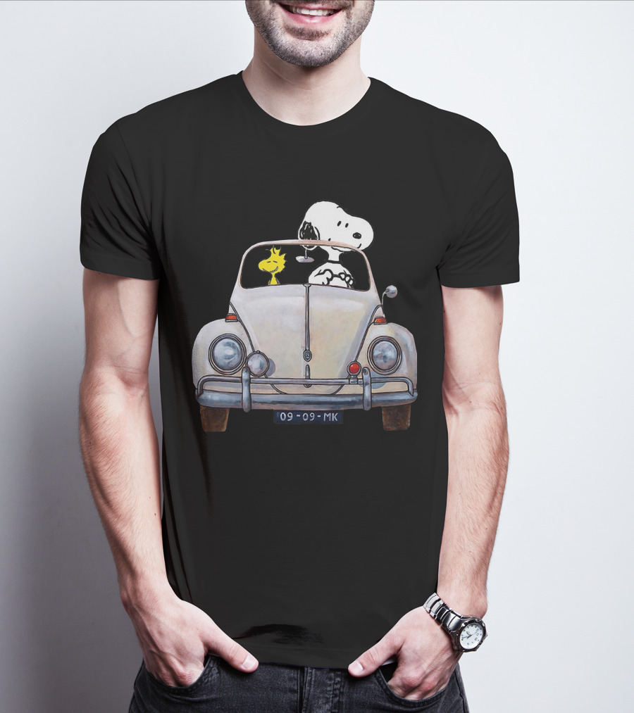 Snoopy And Woodstock Riding In Classic Volkswagen Beetle Car T-Shirt