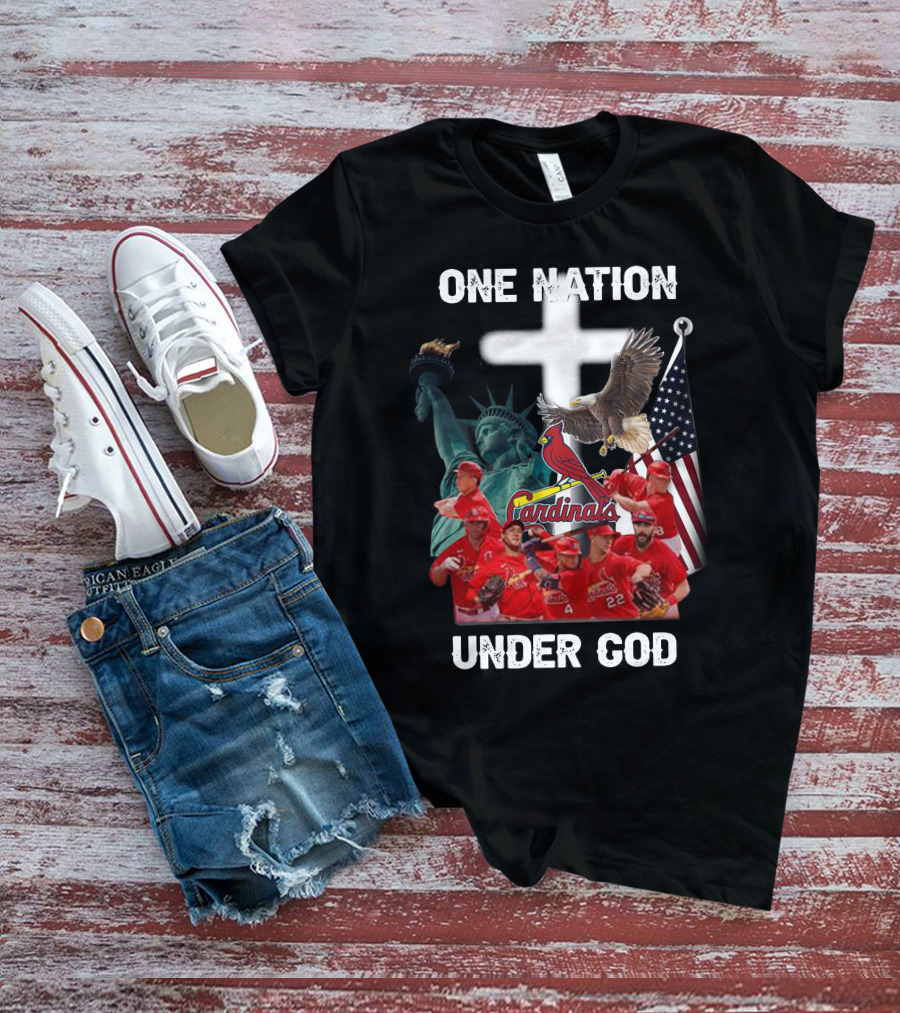 St Louis Cardinals One Nation Under God Liberty Statue Eagle Flag T-Shirt