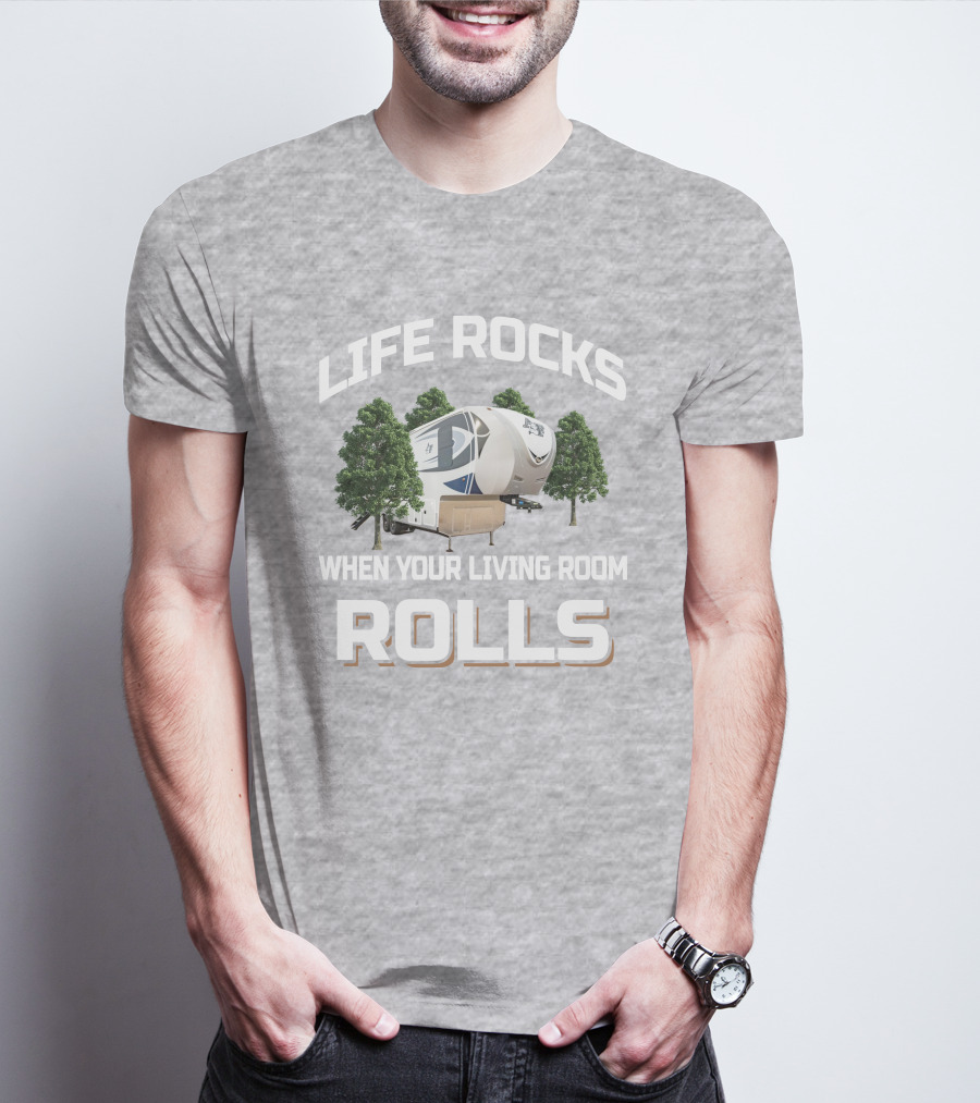 LIFE ROCKS WHEN YOUR LIVING ROOM ROLLS Arctic Fox 29 T-Shirt