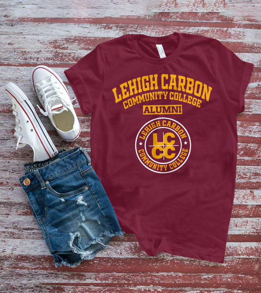 LEHIGH CARBON COMMUNITY COLLEGE ALUMNI LCCC CLASSIC T-Shirt