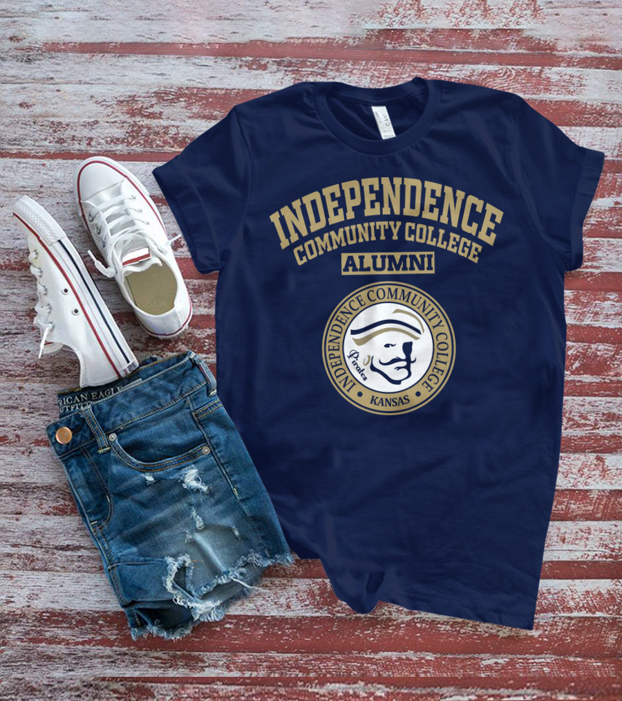 INDEPENDENCE COMMUNITY COLLEGE ALUMNI KANSAS PIRATES T-Shirt