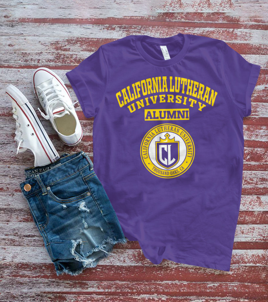 California Lutheran University Alumni Seal Thousand Oaks CA T-Shirt