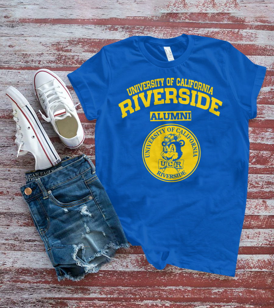 UNIVERSITY OF CALIFORNIA RIVERSIDE ALUMNI SEAL T-Shirt