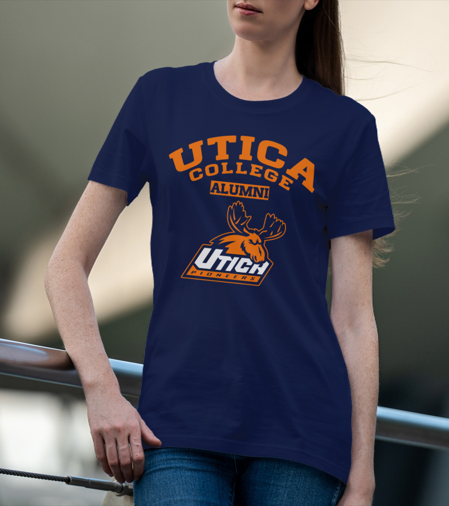 UTICA COLLEGE ALUMNI UTICA PIONEERS MOOSE T-Shirt