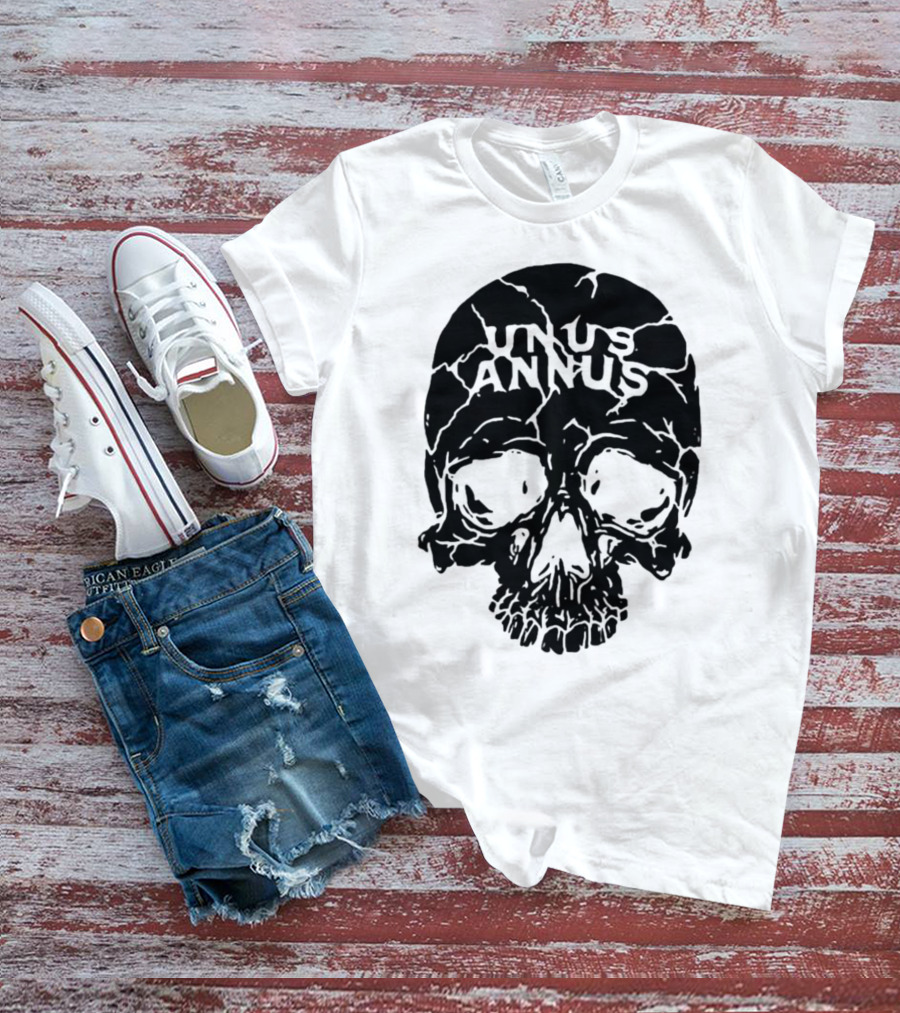 Unus Annus Skull Black Crack T-Shirt