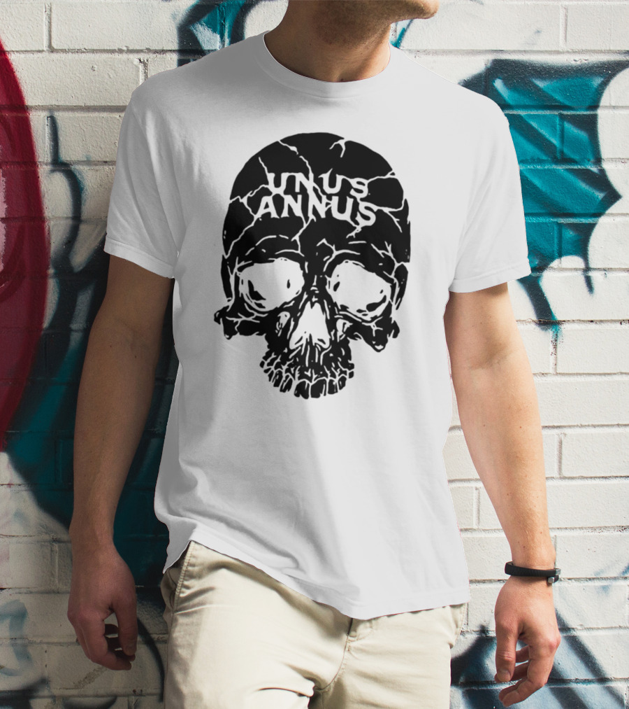 Unus Annus Skull Black Crack T-Shirt