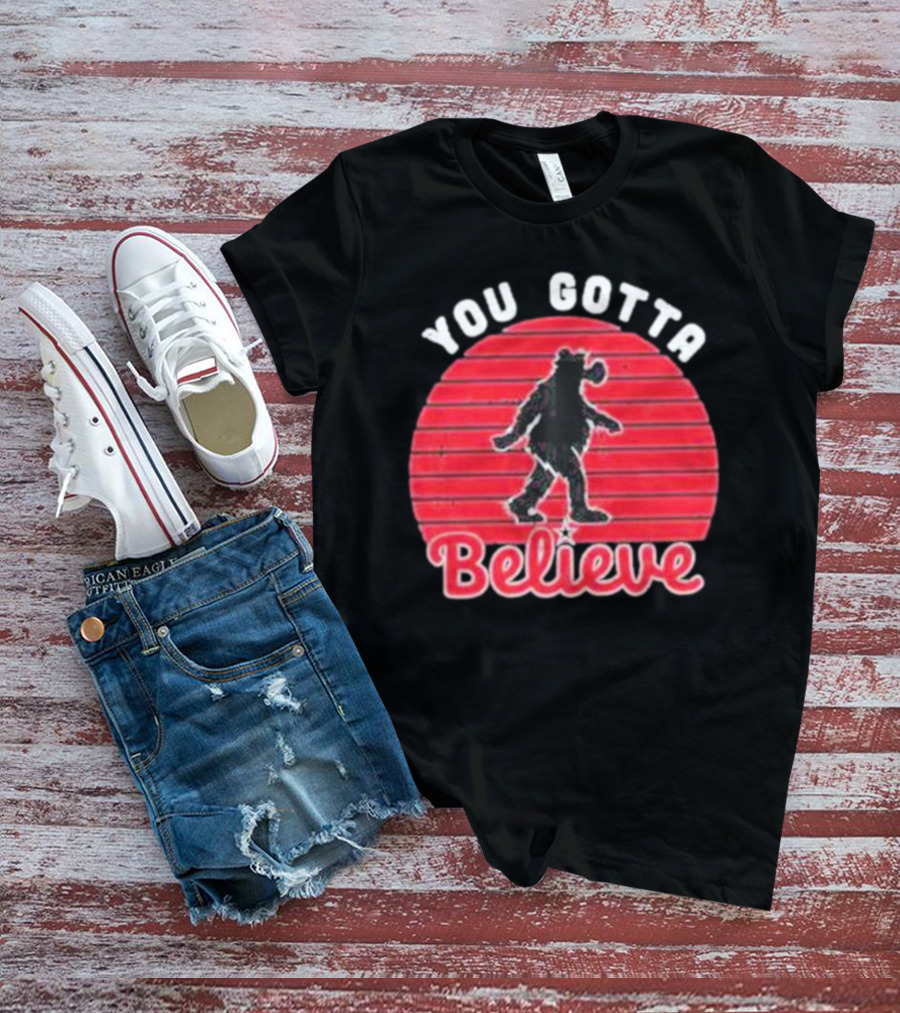 You Gotta Believe Vintage Retro Philly Bear T-Shirt