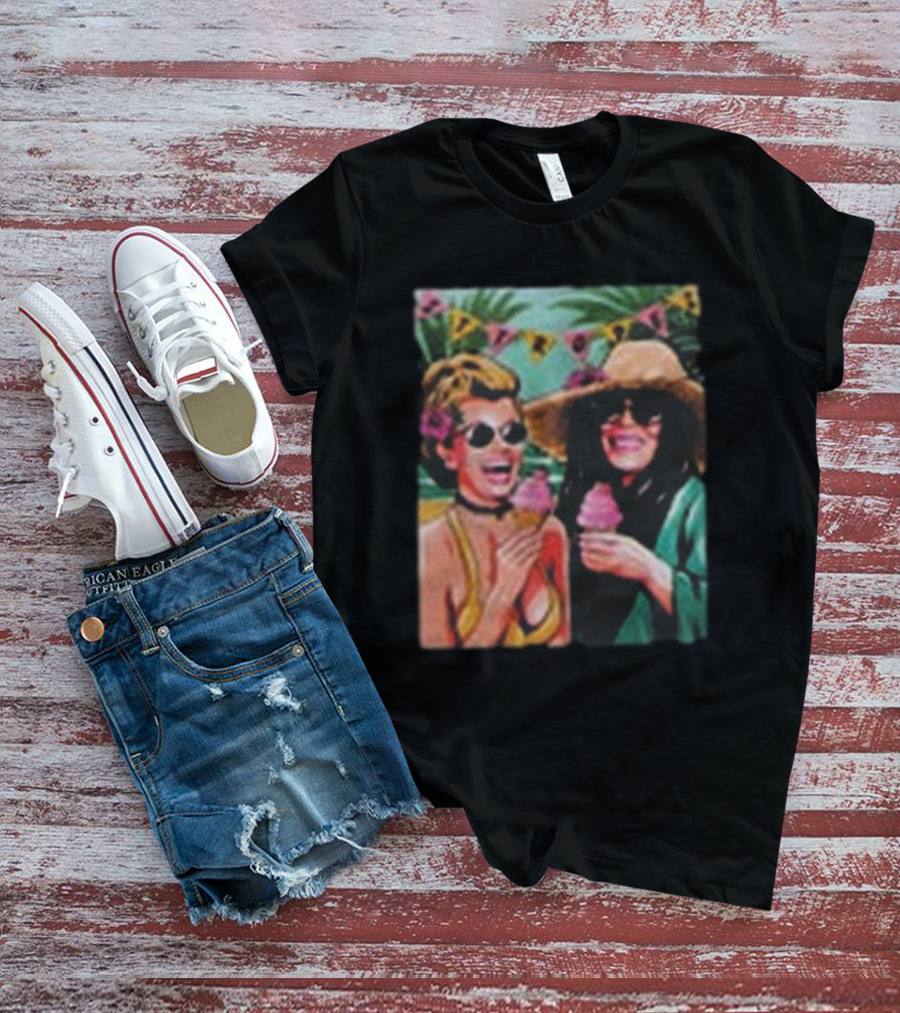 St Tropez Ice Cream Smiles Sunglasses And Sunhats T-Shirt