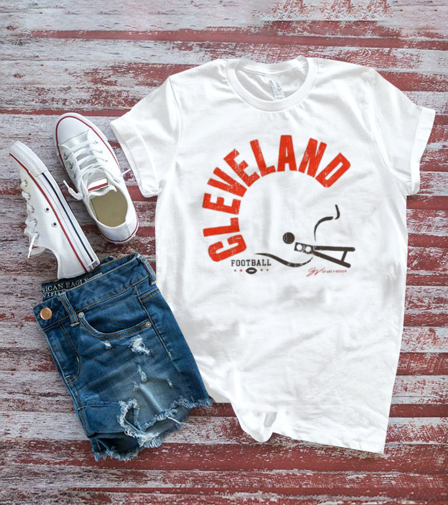 Cleveland Football Helmet Bold Type T-Shirt