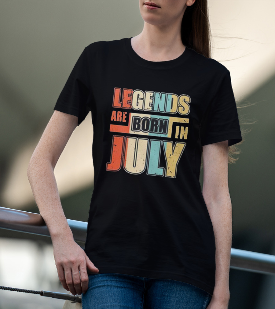 Legends Are Born In July Retro Vintage T-Shirt