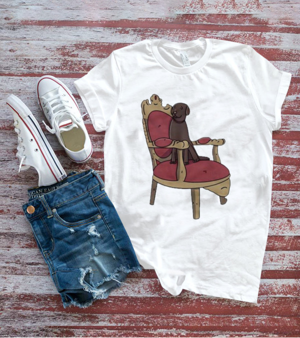 Poorly Drawn Arsenal Dog On Ornate Chair T-Shirt