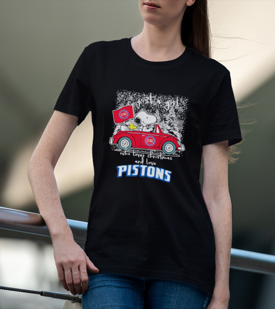 Snoopy And Woodstock Just A Girl Who Loves Christmas And Detroit Pistons T-Shirt
