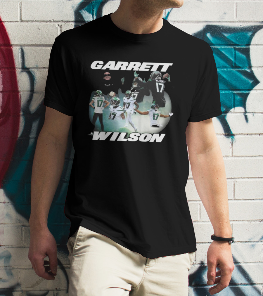 Garrett Wilson New York Jets Dynamic Football Action Montage T-Shirt