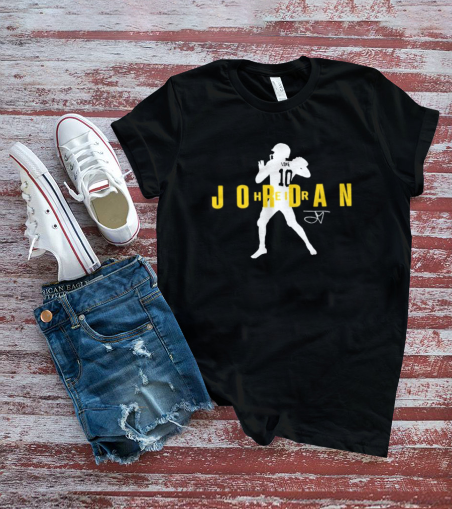 Heir Jordan Love Quarterback Silhouette Signature T-Shirt