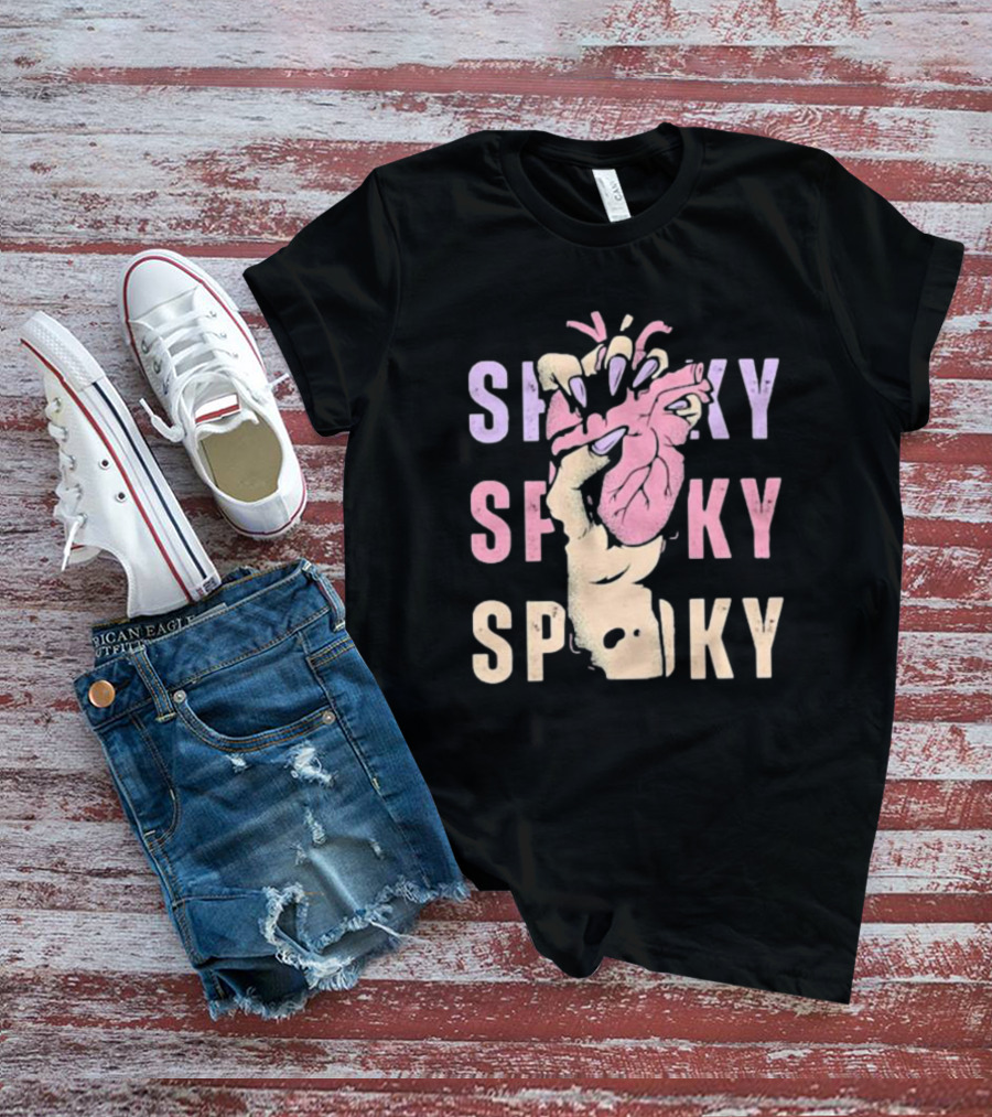 Spooky Hand Grips Heart Halloween Squeeze T-Shirt