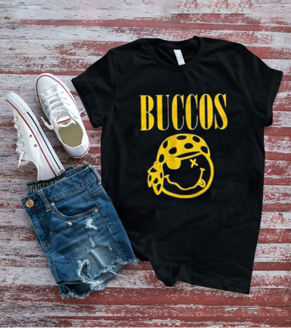 Buccos Smiling Pirate Logo Pittsburgh Pirates T-Shirt