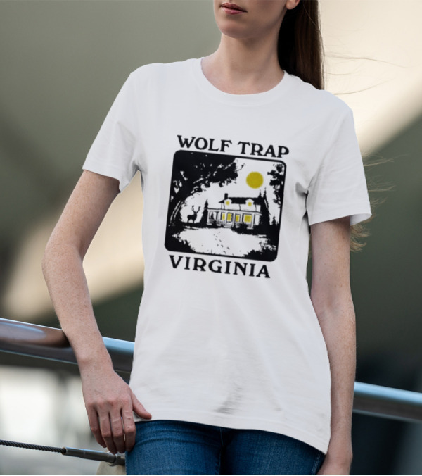 Wolf Trap Virginia Moonlit House Scene T-Shirt