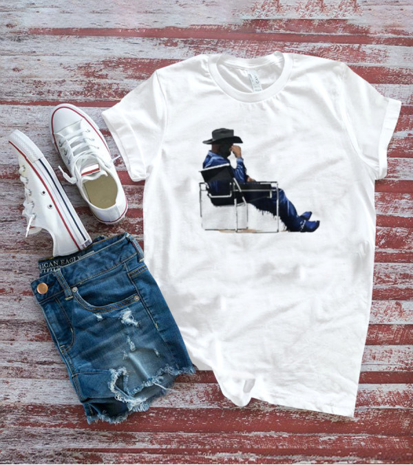 Bad Bunny Sitting Cowboy Chair Black Hat Blue T-Shirt