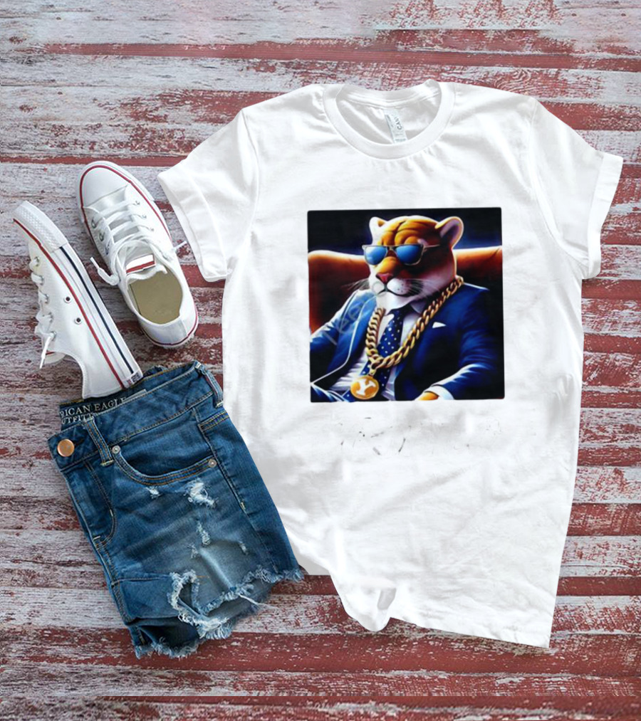 Jaylassoku Cosmo The Cougar In Sunglasses And Gold Chain T-Shirt