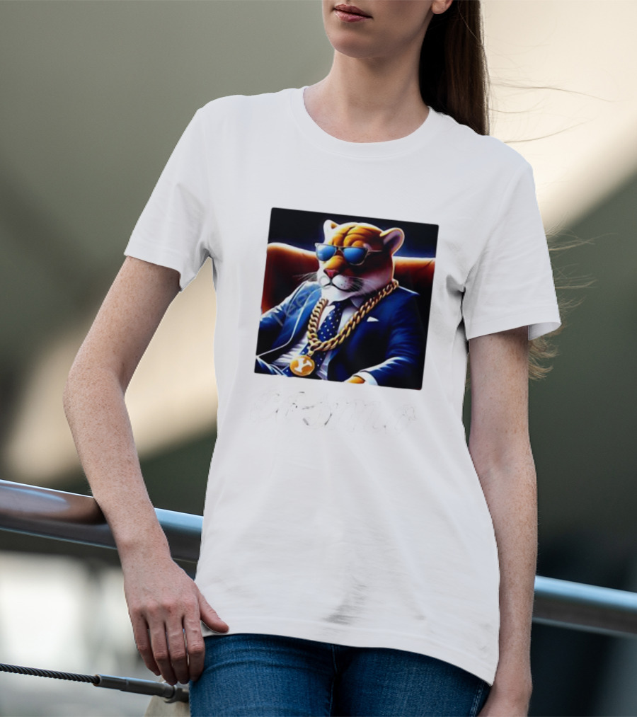 Jaylassoku Cosmo The Cougar In Sunglasses And Gold Chain T-Shirt