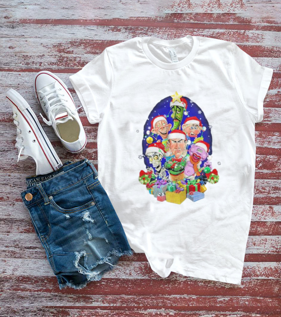 Jeff Dunham Christmas Characters With Santa Hats And Gifts Snow Merry Christmas T-Shirt