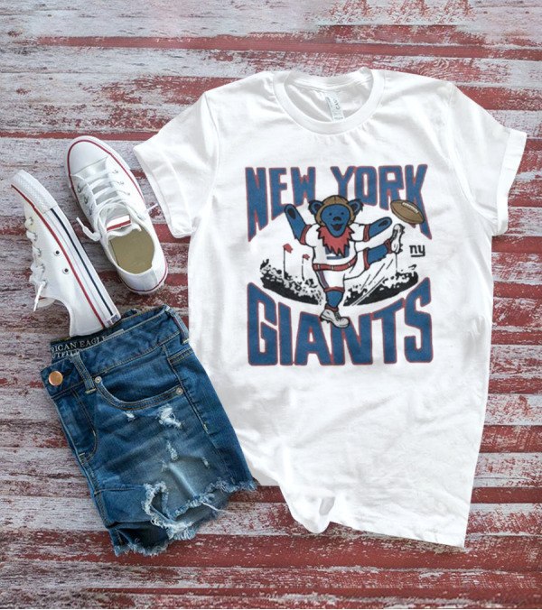 New York Giants Grateful Dead NFL Collaboration Bear T-Shirt