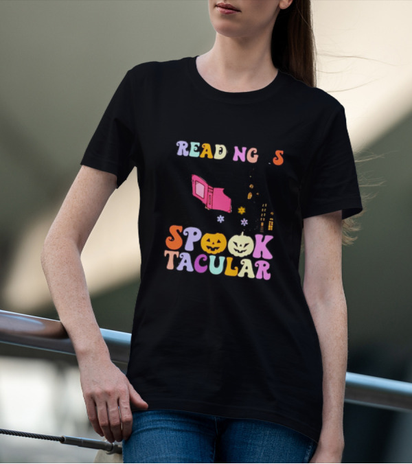 Reading Is Spooktacular Ghost Reading Book Halloween Pumpkins T-Shirt