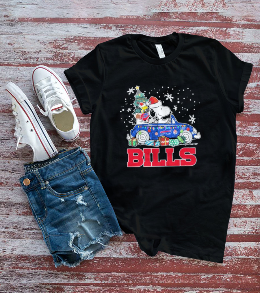Peanuts Snoopy Woodstock Christmas Car Buffalo Bills Flag Winter Snowflakes T-Shirt