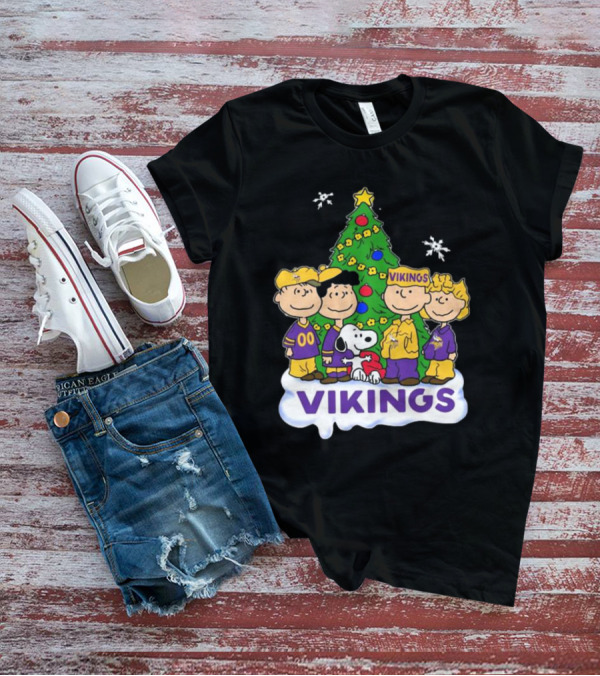 Peanuts Characters Vikings Christmas Tree Minnesota Vikings Holiday T-Shirt