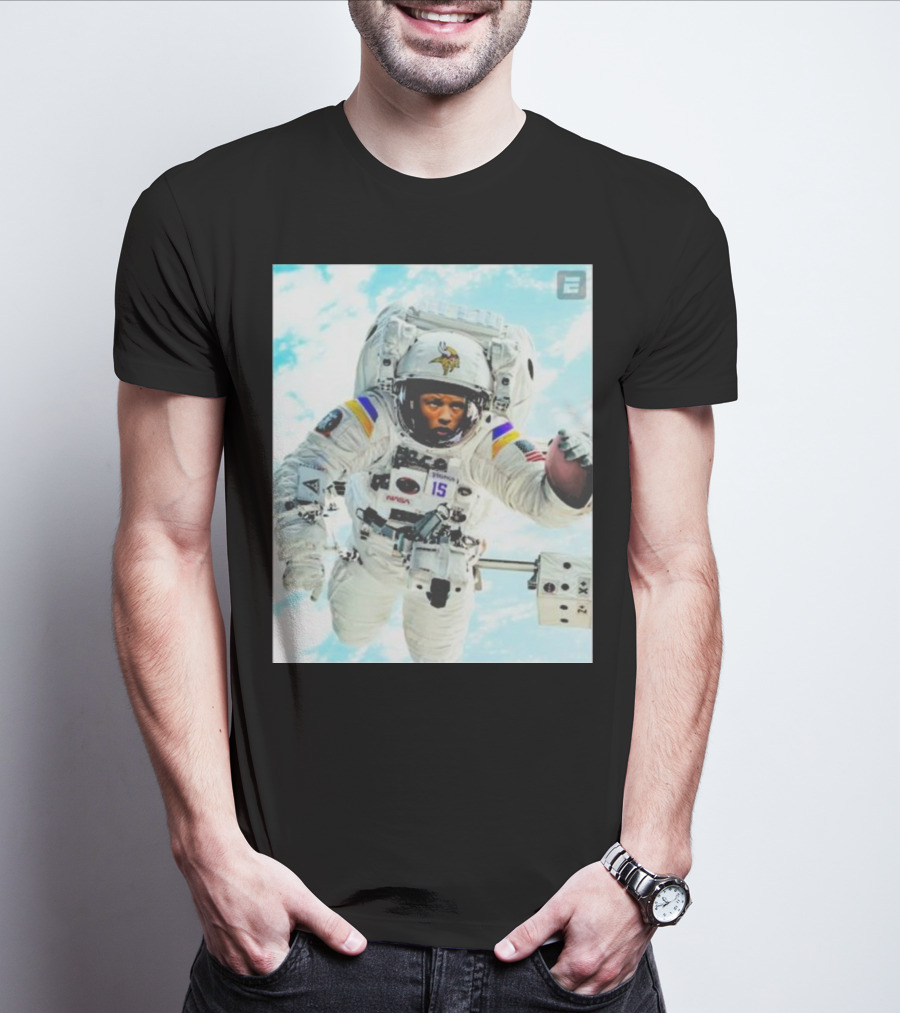 The Passtronaut Vikings Football Astronaut Wins Second Straight Game T-Shirt