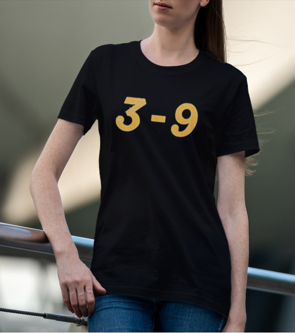Old Grad 3-9 Pitt Football Fan T-Shirt