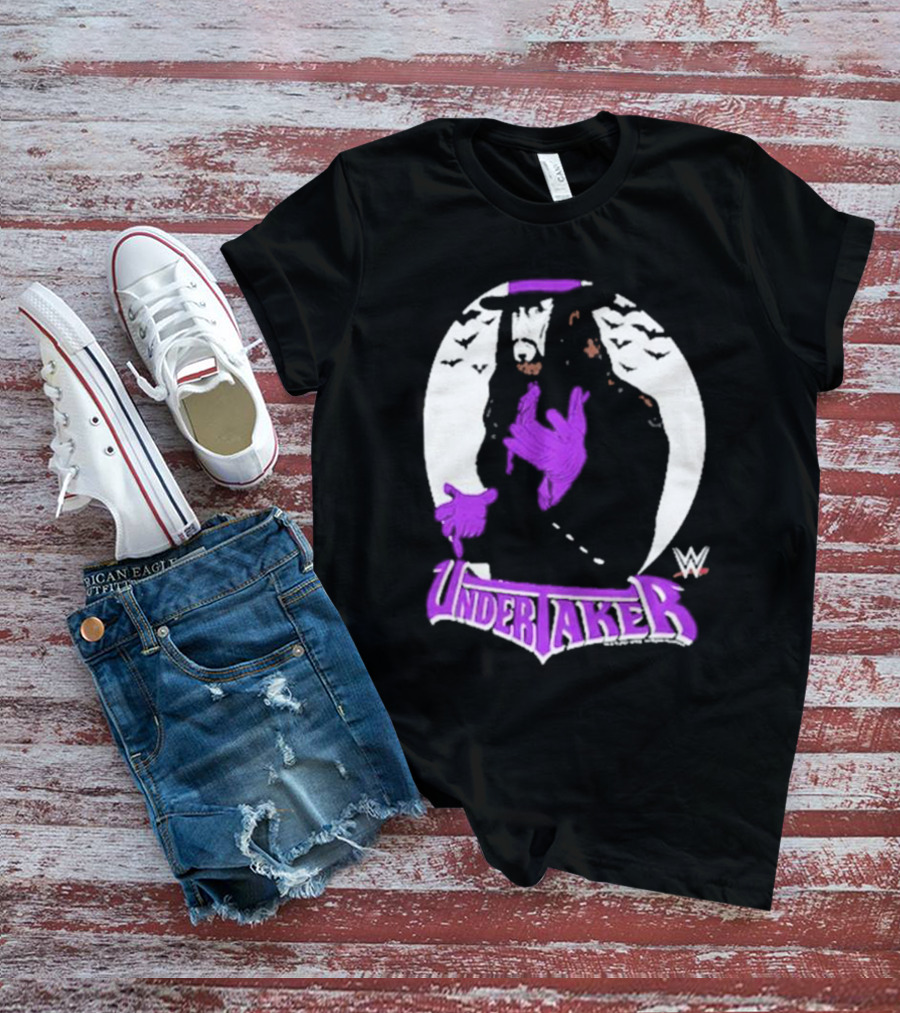 WWE Undertaker Purple Hat Bats Circle T-Shirt