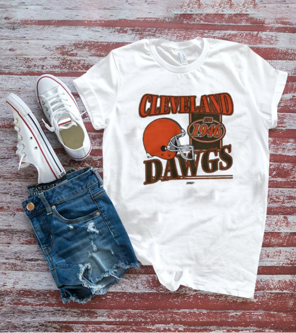 Cleveland Dawgs Est 1946 Football Helmet T-Shirt