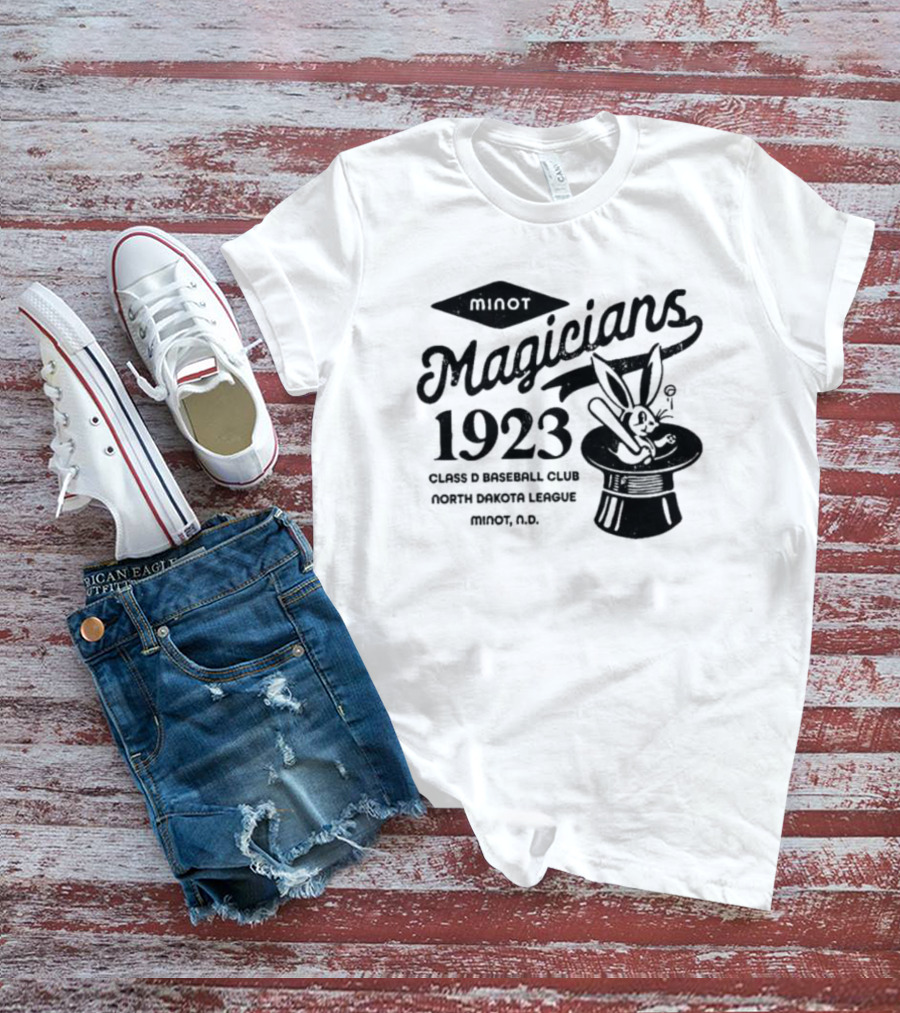 Minot Magicians 1923 Class D Baseball Club North Dakota League Minot N.D T-Shirt