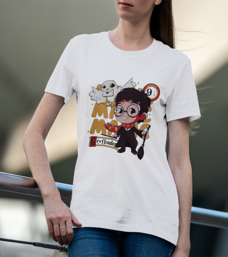 Quality Magic Boy Gryffindor Platform 9¾ Owl Wizard T-Shirt