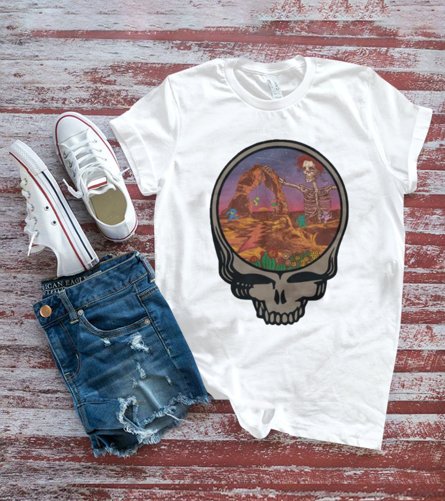 Grateful Dead Skull And Skeleton In Moab Desert Scene T-Shirt
