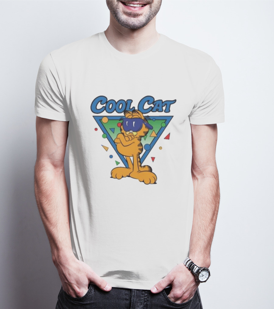 Quinton Reviews Wearing Garfield Cool Cat Retro T-Shirt