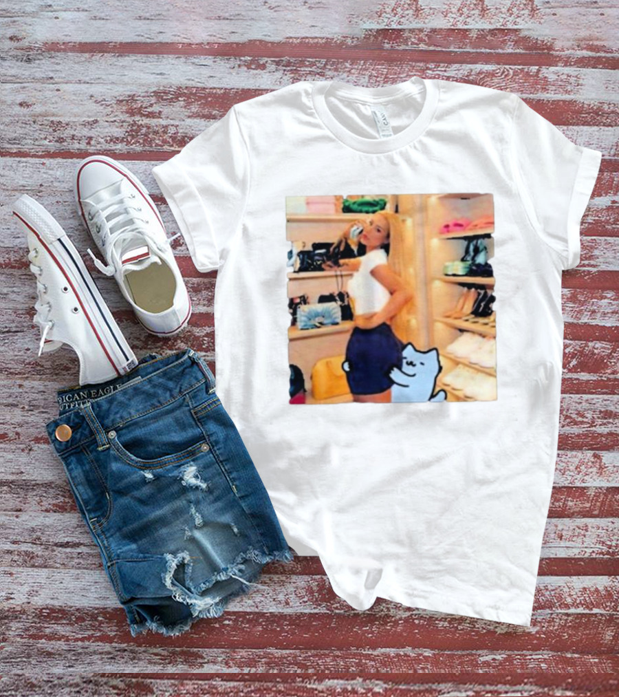 Iggy Azalea Culture Closet Fashion With Cute Cat T-Shirt