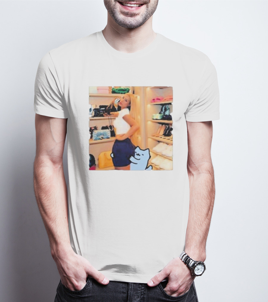 Iggy Azalea Culture Closet Fashion With Cute Cat T-Shirt