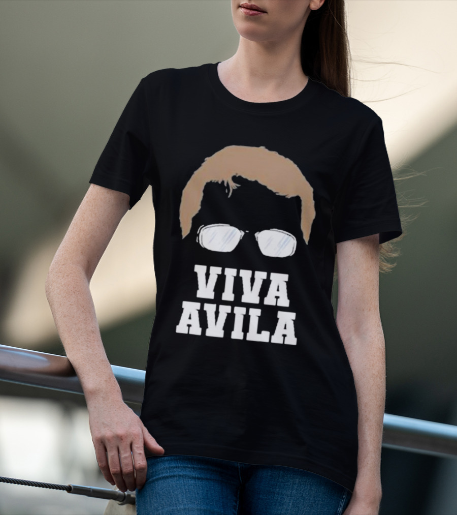 Viva Avila Glasses Face T-Shirt