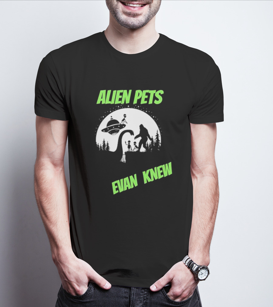 ALIEN PETS EVAN KNEW UFO BIGFOOT AND DINOSAUR SCENE T-Shirt