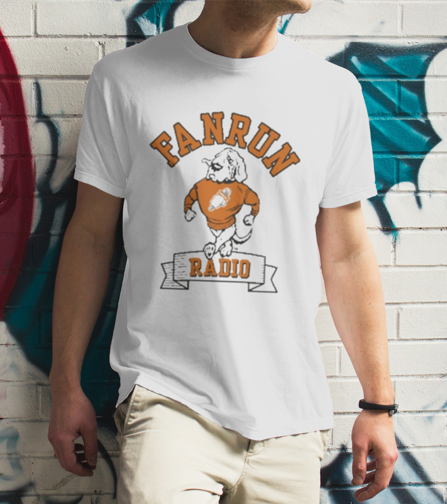Fanrun Radio Smokey Cream Mascot T-Shirt