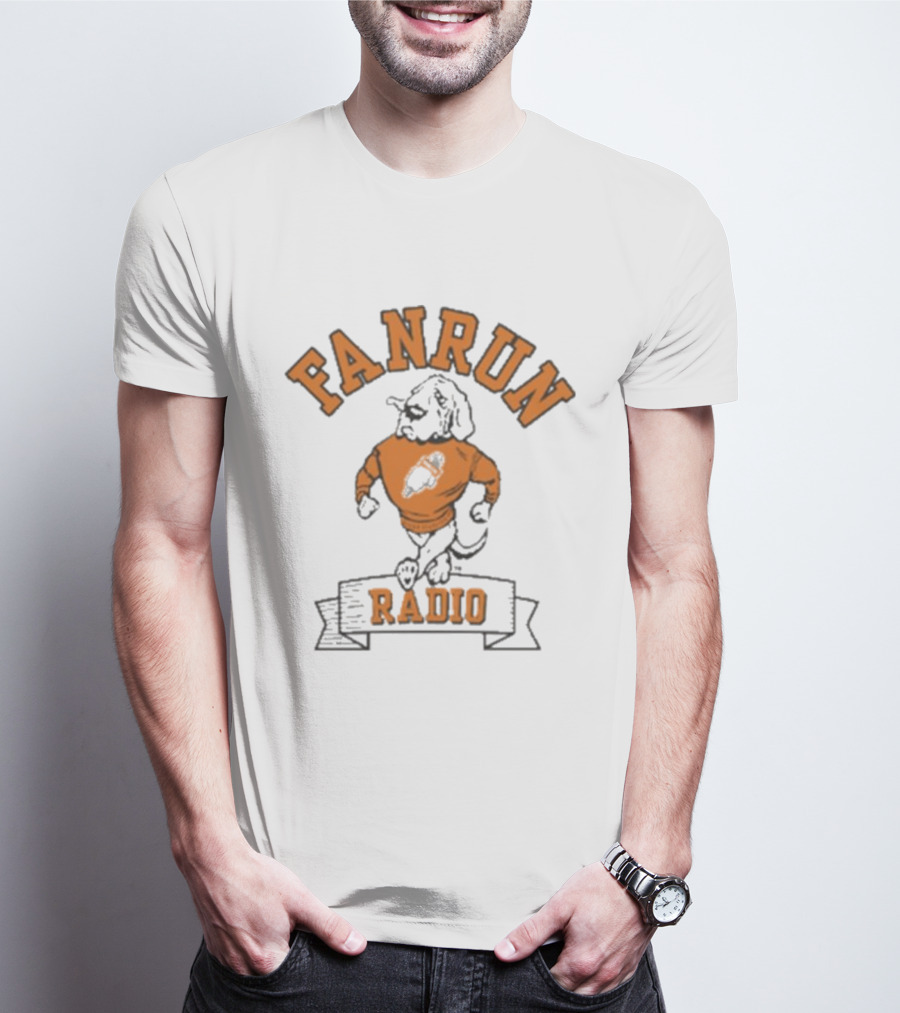 Fanrun Radio Smokey Cream Mascot T-Shirt