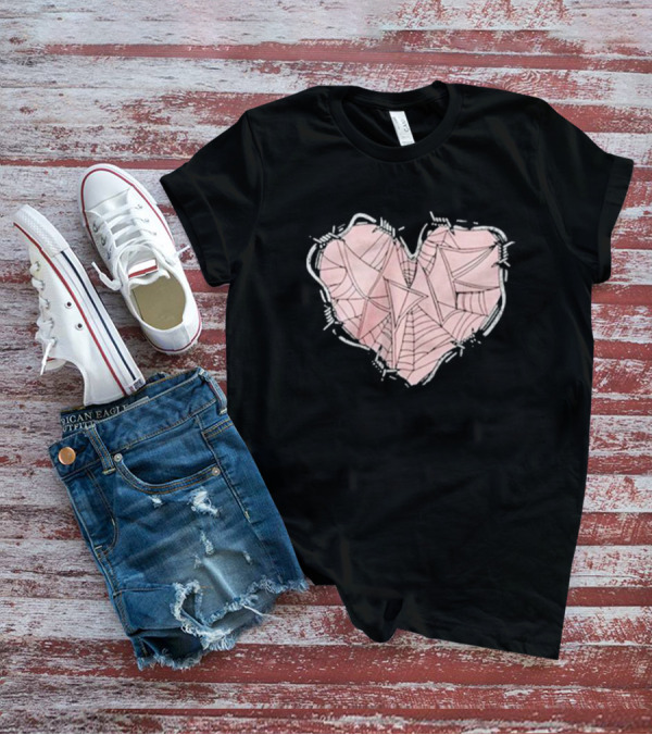 Xplr Barbed Wire Heart Geometric T-Shirt