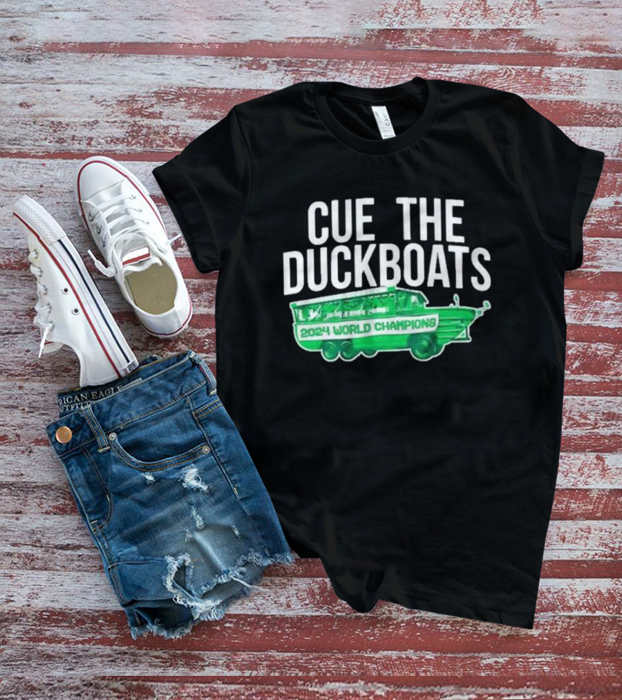 Boston Basketball 2024 World Champions Cue The Duckboats T-Shirt