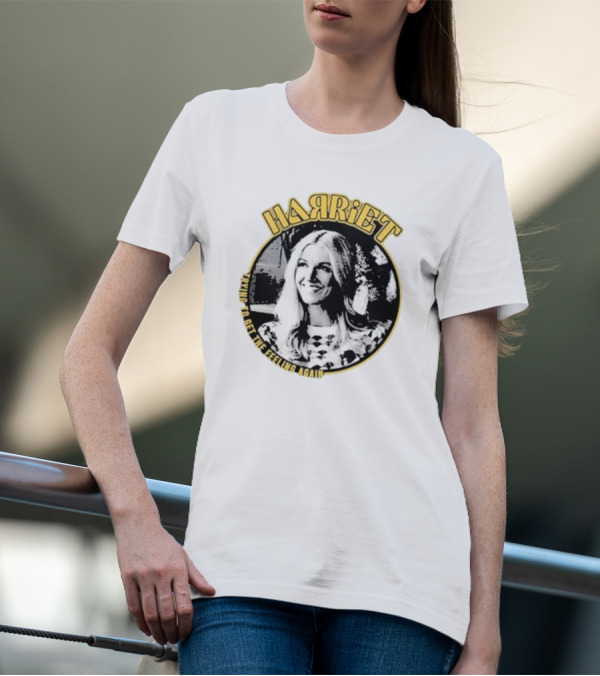 Harriet Trying To Get The Feeling Again Retro Style Nostalgia T-Shirt