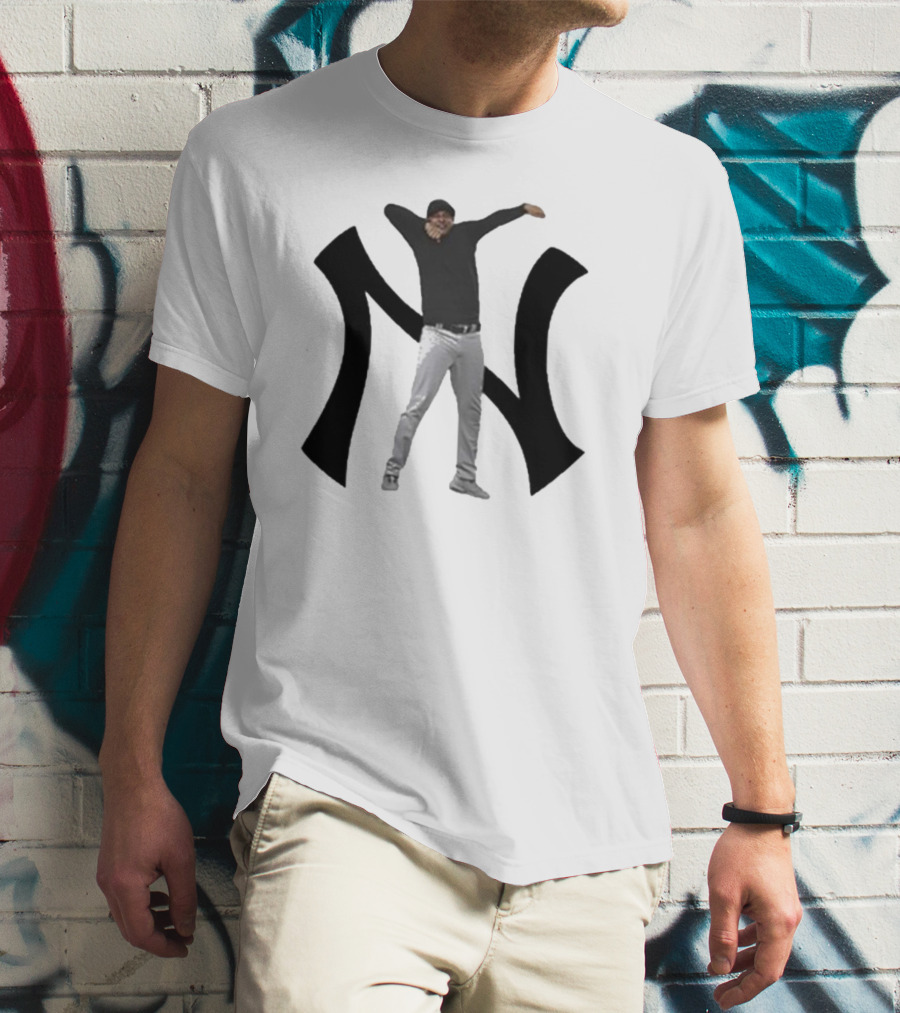 New York Yankees Aaron Boone Iconic Pose T-Shirt