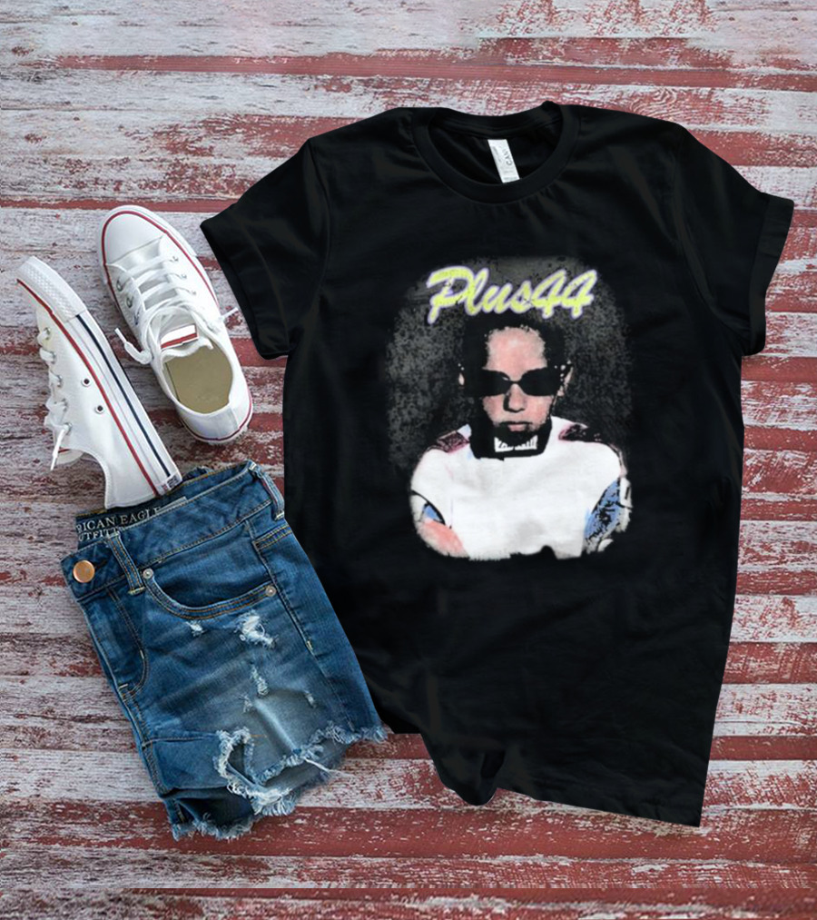 Lewis Hamilton Plus 44 Vintage Style Portrait T-Shirt